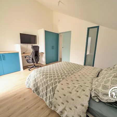 Aranjot Tatil Evi Andouillé