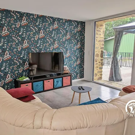 Aranjot Tatil Evi Andouillé